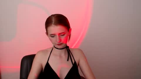 Snapshot of vellahott chatting on 05.29.26 vellahott online show from 05.29.26