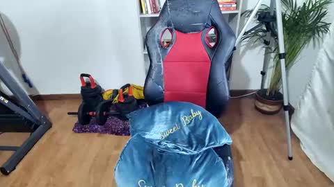 Im VelaI will be Christmas and New Year with my family December 22 to January 13 I will miss you guys. online show from 03.09.25