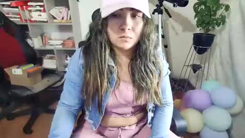 Im VelaI will be Christmas and New Year with my family December 22 to January 13 I will miss you guys. online show from 11.03.25