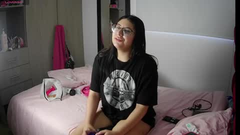 Velma online show from 04.30.26