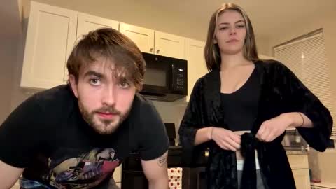 Snapshot of velmaxshaggy chatting on 03.09.25 velmaxshaggy online show from 03.09.25