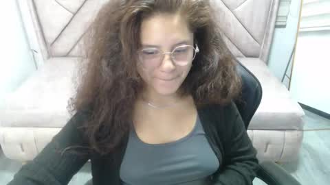 velvet_moon_v online show from 03.19.26