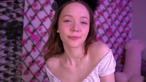 Polly online show from 11.06.25