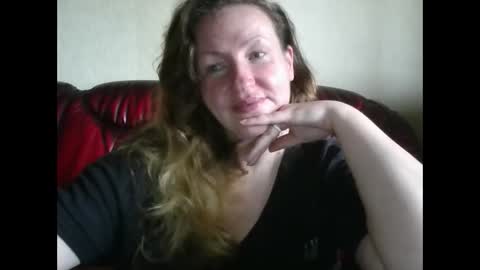 Snapshot of velvetdiamond chatting on 06.07.26 velvetdiamond online show from 06.07.26