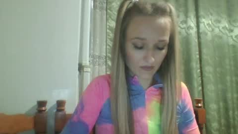 Snapshot of velvetintuition chatting on 06.12.26 velvetintuition online show from 06.12.26