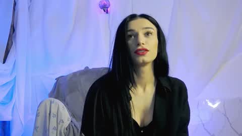 velvetnovaa online show from 10.27.25