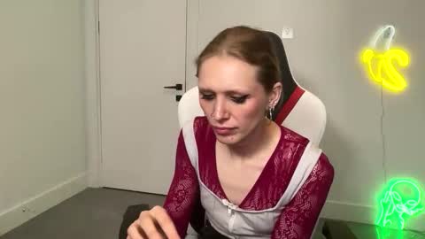 VelvetTGirl online show from 02.15.26