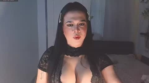 Snapshot of velvettransx chatting on 06.23.26 Vel online show from 06.23.26