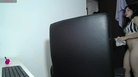 Snapshot of venelope1 chatting on 04.03.26 Venelope 3 online show from 04.03.26