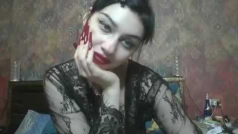 Snapshot of venera_goddess chatting on 11.28.25 Naly online show from 11.28.25