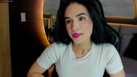 Snapshot of venomdoll_ chatting on 01.16.26 VALERIA online show from 01.16.26