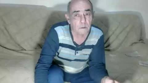 Snapshot of ventura50 chatting on 11.13.25 ventura50 online show from 11.13.25