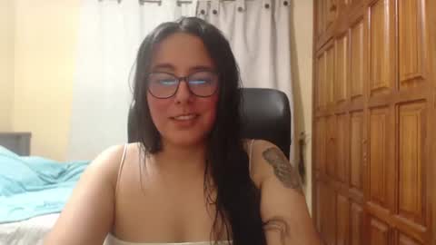 Snapshot of venus_cat_ chatting on 06.18.26 Venus online show from 06.18.26