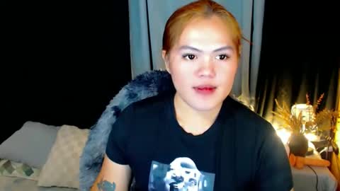 Snapshot of venus_colly chatting on 11.19.25 I am Colly Your mystery girl online show from 11.19.25