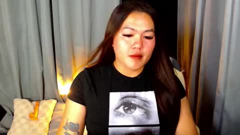 Snapshot of venus_colly chatting on 04.09.26 I am Colly Your mystery girl online show from 04.09.26