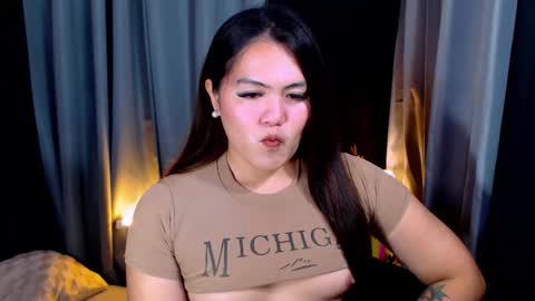 I am Colly Your mystery girl online show from 04.21.26
