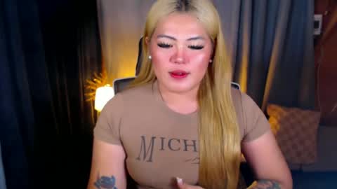 Snapshot of venus_colly chatting on 07.07.26 I am Colly Your mystery girl online show from 07.07.26