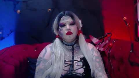 Snapshot of venus_rock chatting on 10.24.25 Venus Ink online show from 10.24.25