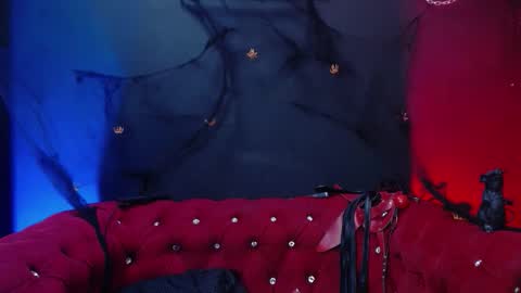 Snapshot of venus_rock chatting on 10.25.25 Venus Ink online show from 10.25.25