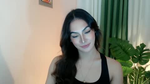 Snapshot of venus_sunrise07xx chatting on 10.26.25 Venus Sunrise Bombshell online show from 10.26.25