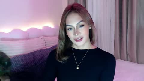 Venus Sunrise Bombshell online show from 03.22.26