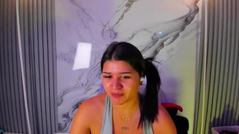 Snapshot of venusowen_ chatting on 06.08.26 Venusowen online show from 06.08.26