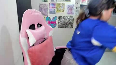 Snapshot of venussx_x chatting on 01.08.26 Venus MY BDAY 29 SEPT online show from 01.08.26