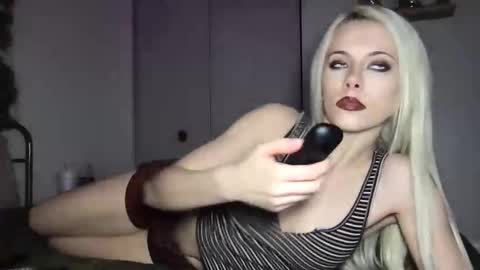 Snapshot of venustheflytrap chatting on 03.23.26 venustheflytrap online show from 03.23.26