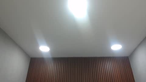 Nice to greet you my name is Vanessa  online show from 10.13.25