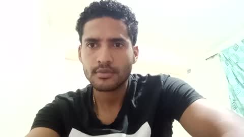 Snapshot of veny93274750 chatting on 01.12.25 veny93274750 online show from 01.12.25