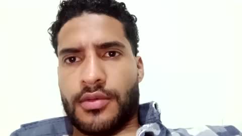 Snapshot of veny93274750 chatting on 01.22.25 veny93274750 online show from 01.22.25