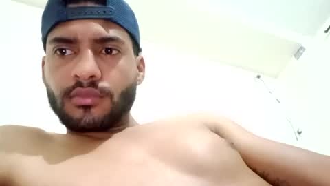 Snapshot of veny93274750 chatting on 01.24.25 veny93274750 online show from 01.24.25