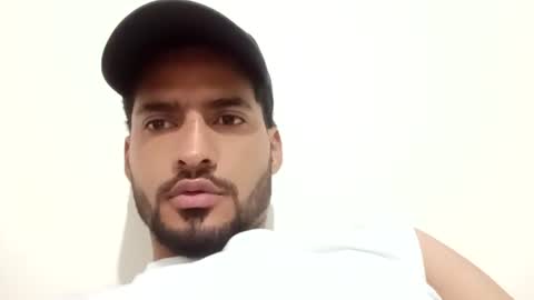 Snapshot of veny93274750 chatting on 02.23.25 veny93274750 online show from 02.23.25