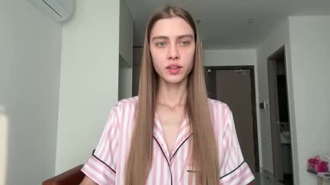 verablanc online show from 04.24.26