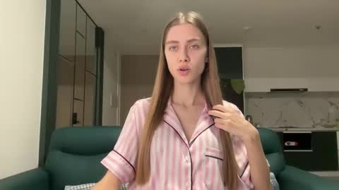 Snapshot of verablanc chatting on 06.01.26 verablanc online show from 06.01.26