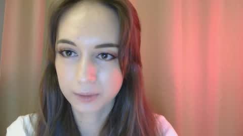 Snapshot of veralush chatting on 09.25.25 Una online show from 09.25.25