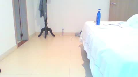 Snapshot of vergagolosa22 chatting on 01.11.25 vergagolosa22 online show from 01.11.25