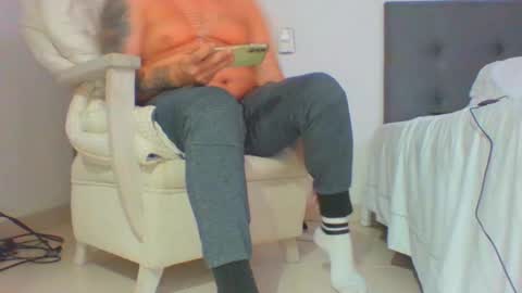 Snapshot of vergagolosa22 chatting on 02.18.25 vergagolosa22 online show from 02.18.25