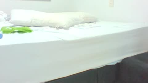 Snapshot of vergagolosa22 chatting on 02.22.26 vergagolosa22 online show from 02.22.26