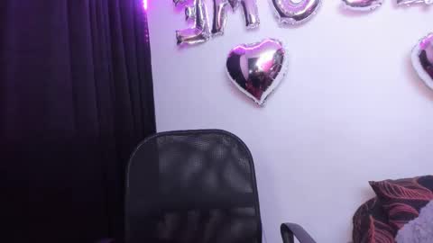 Snapshot of vero_jhonson chatting on 02.09.25  karolina online show from 02.09.25