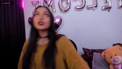 Snapshot of vero_jhonson chatting on 02.14.25  karolina online show from 02.14.25