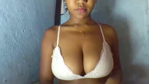 verolla31 online show from 02.20.25