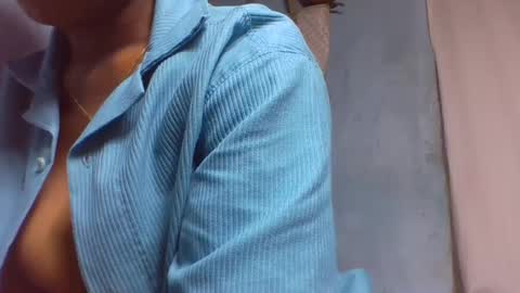 verolla31 online show from 02.24.25