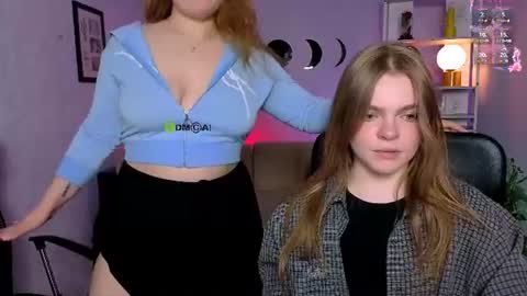 Snapshot of veronica_bubble chatting on 06.10.26 Ronni online show from 06.10.26
