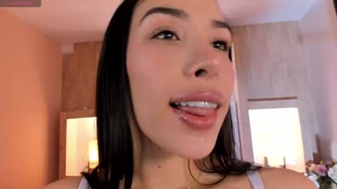 Snapshot of veronica_garciaa chatting on 06.25.26 Johovanna online show from 06.25.26