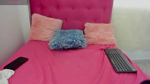 Veronica online show from 03.16.26