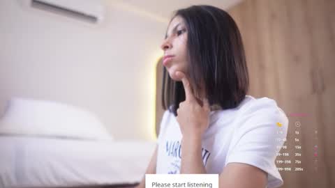 Snapshot of veronica_mendez1 chatting on 11.21.25 Veronica online show from 11.21.25