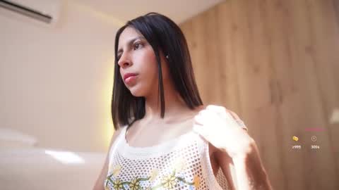 Snapshot of veronica_mendez1 chatting on 01.07.26 Veronica online show from 01.07.26