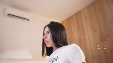 Snapshot of veronica_mendez1 chatting on 01.18.26 Veronica online show from 01.18.26