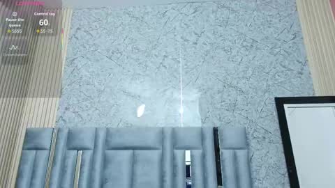 Snapshot of veronica_roose chatting on 10.30.25 Veronica online show from 10.30.25